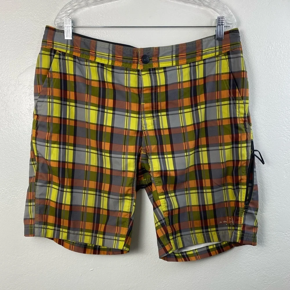 The north Face Plaid Board‎ swim Shorts Men’s size 36
